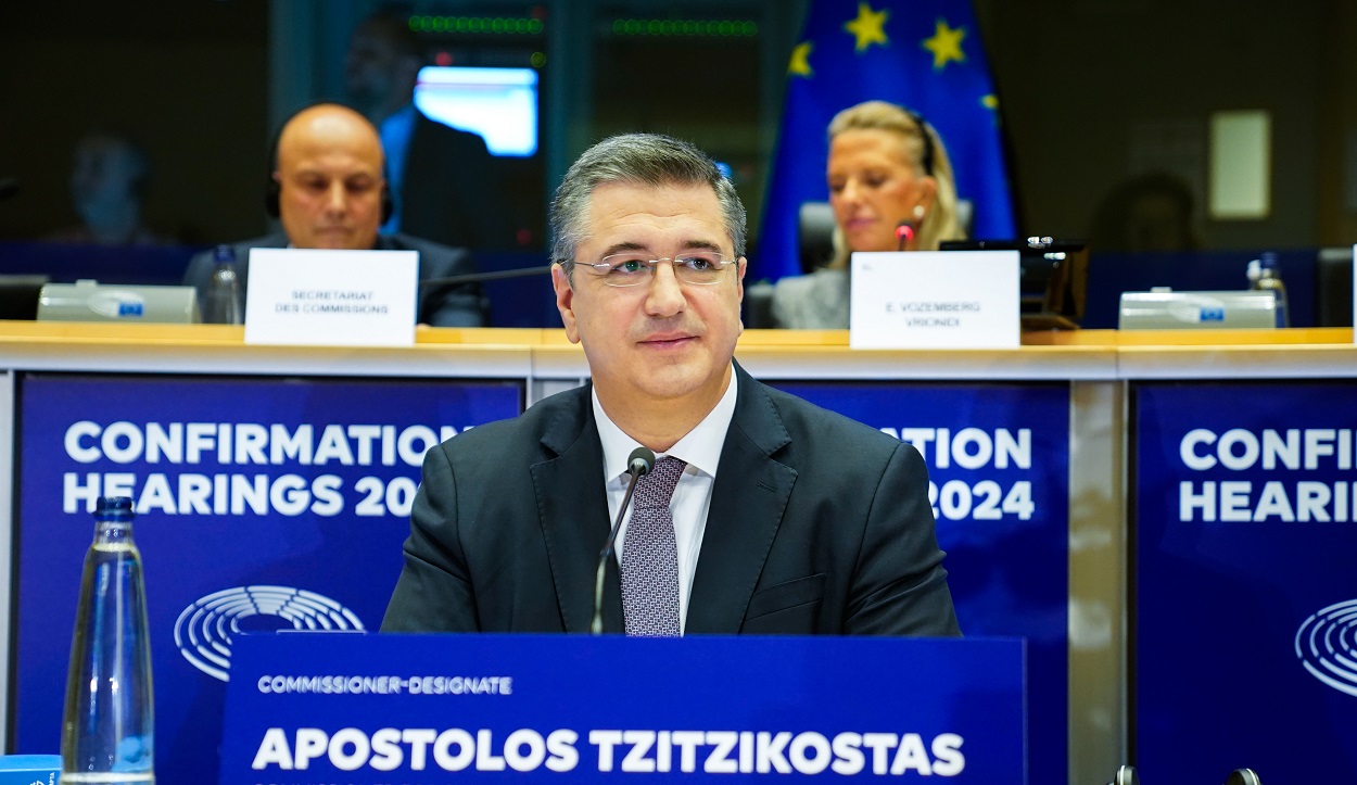 ΑΠΟΣΤΟΛΟΣ ΤΖΙΤΖΙΚΩΣΤΑΣ