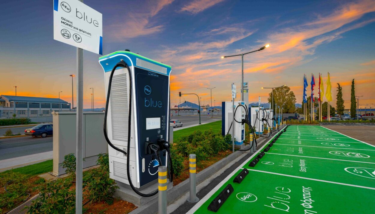 ΔΕΗ BLUE HUB ΣΤΗΝ ΠΑΤΡΑ