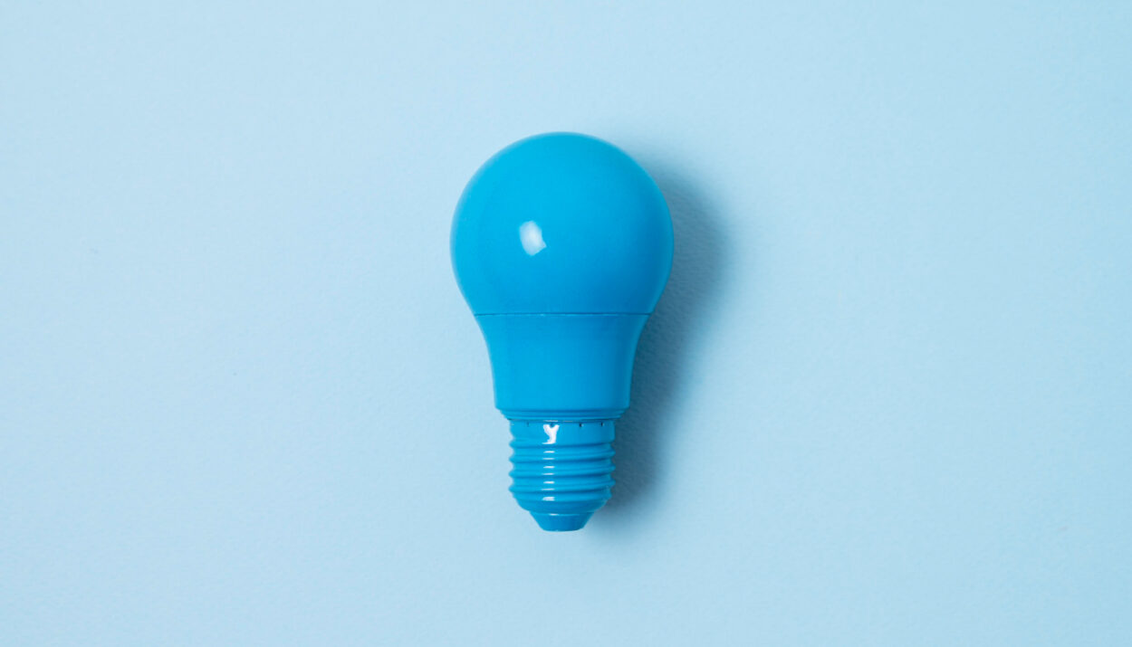 Μπλε τιμολόγια ρεύματος - Λάμπα μπλε