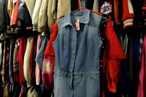 THRIFT, SECOND HAND ΡΟΥΧΑ