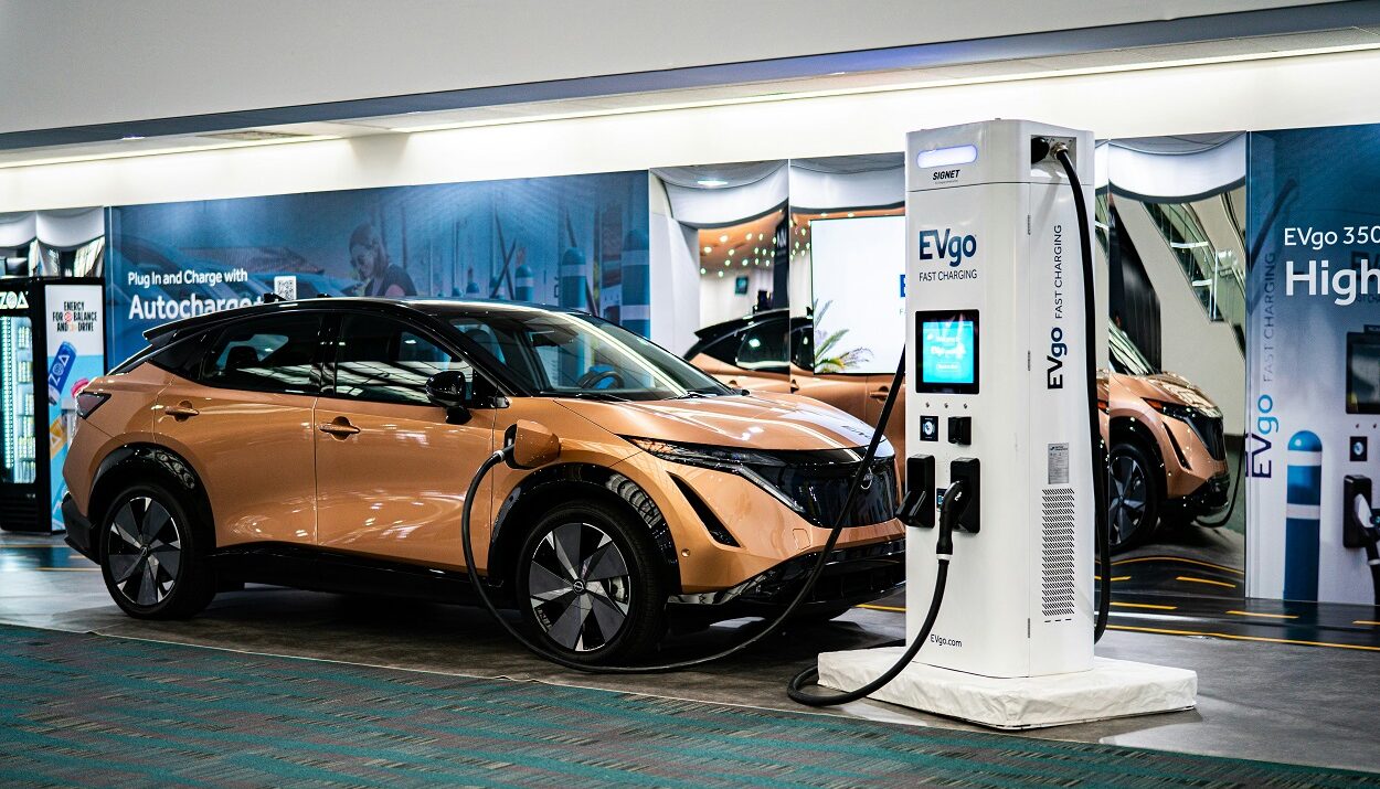 EV