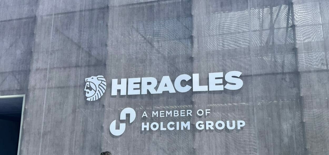 ΟΜΙΛΟΣ ΗΡΑΚΛΗΣ