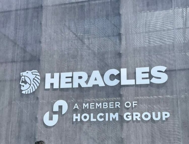 ΟΜΙΛΟΣ ΗΡΑΚΛΗΣ