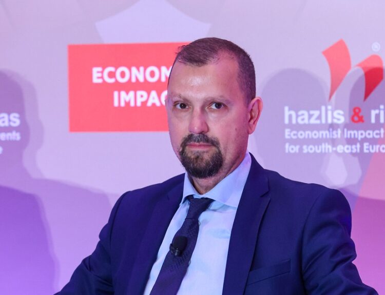 ΒΑΣΙΛΗΣ ΜΑΓΚΛΑΡΑΣ