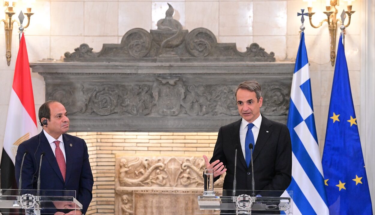 ΚΥΡΙΑΚΟΣ ΜΗΤΣΟΤΑΚΗΣ ΚΑΙ ΦΑΤΑΧ ΑΛ ΣΙΣΙ