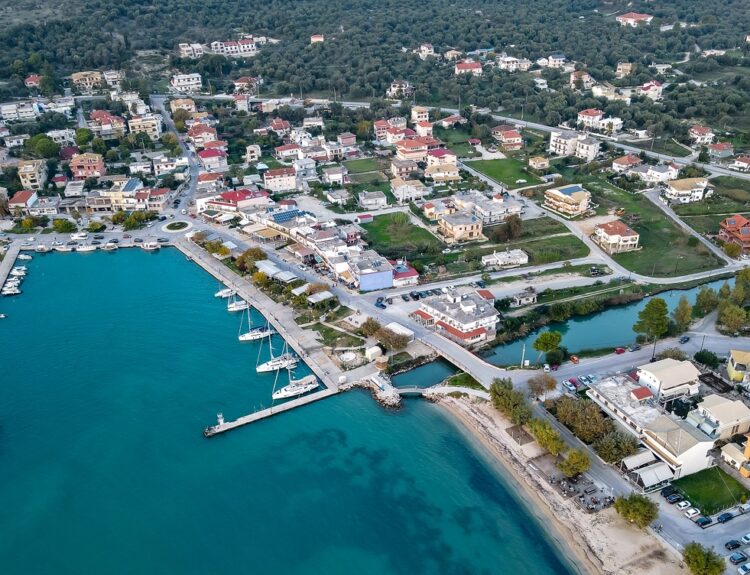 ΛΙΜΑΝΙ ΗΓΟΥΜΕΝΙΤΣΑΣ