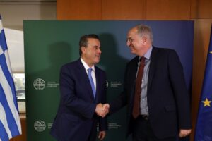 ΣΤΑΥΡΟΣ ΠΑΠΑΣΤΑΥΡΟΥ ΚΑΙ ΚΩΝΣΤΑΝΤΙΝΟΣ ΚΑΔΗΣ
