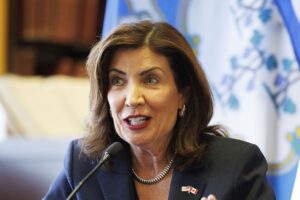 Η κυβερνήτης της Νέας Υόρκης Kathy Hochul © EPA/CJ GUNTHER