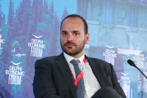 ΠΑΡΗΣ ΚΥΡΙΑΚΟΠΟΥΛΟΣ