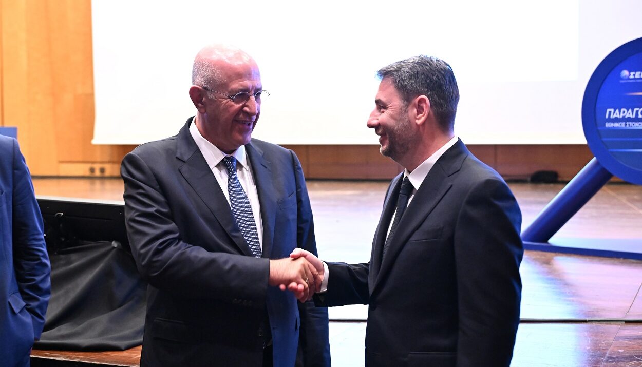 ΝΙΚΟΣ ΑΝΔΡΟΥΛΑΚΗΣ