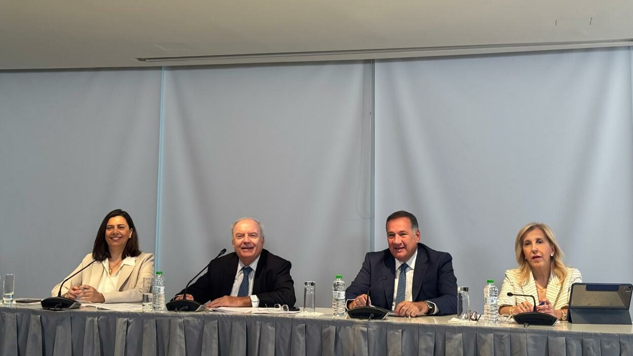 ΓΕΚ ΤΕΡΝΑ