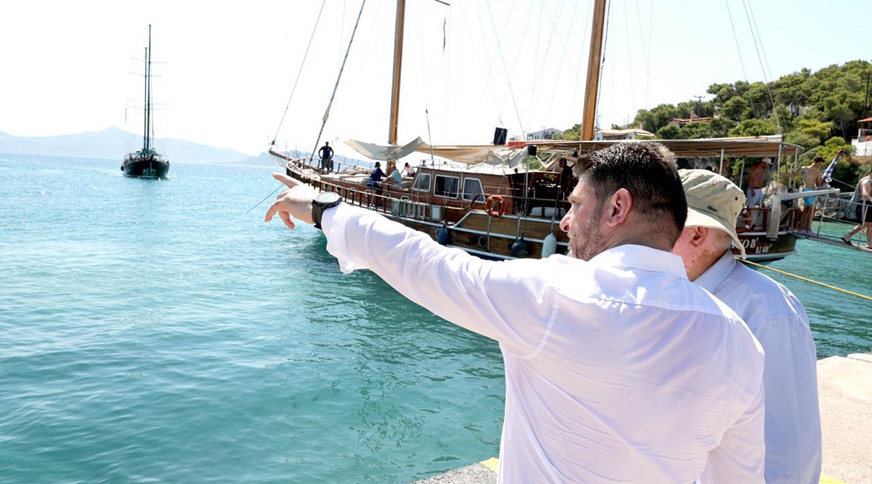 ΕΠΙΣΚΕΨΗ ΧΑΡΔΑΛΙΑ ΣΤΟ ΑΓΚΙΣΤΡΙ