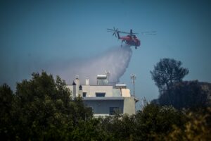 ΦΩΤΙΑ ΣΤΟ ΚΟΡΩΠΙ
