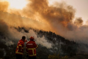 ΠΥΡΚΑΓΙΕΣ ΣΤΗΝ ΠΟΡΤΟΓΑΛΙΑ