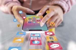 SOCIAL MEDIA