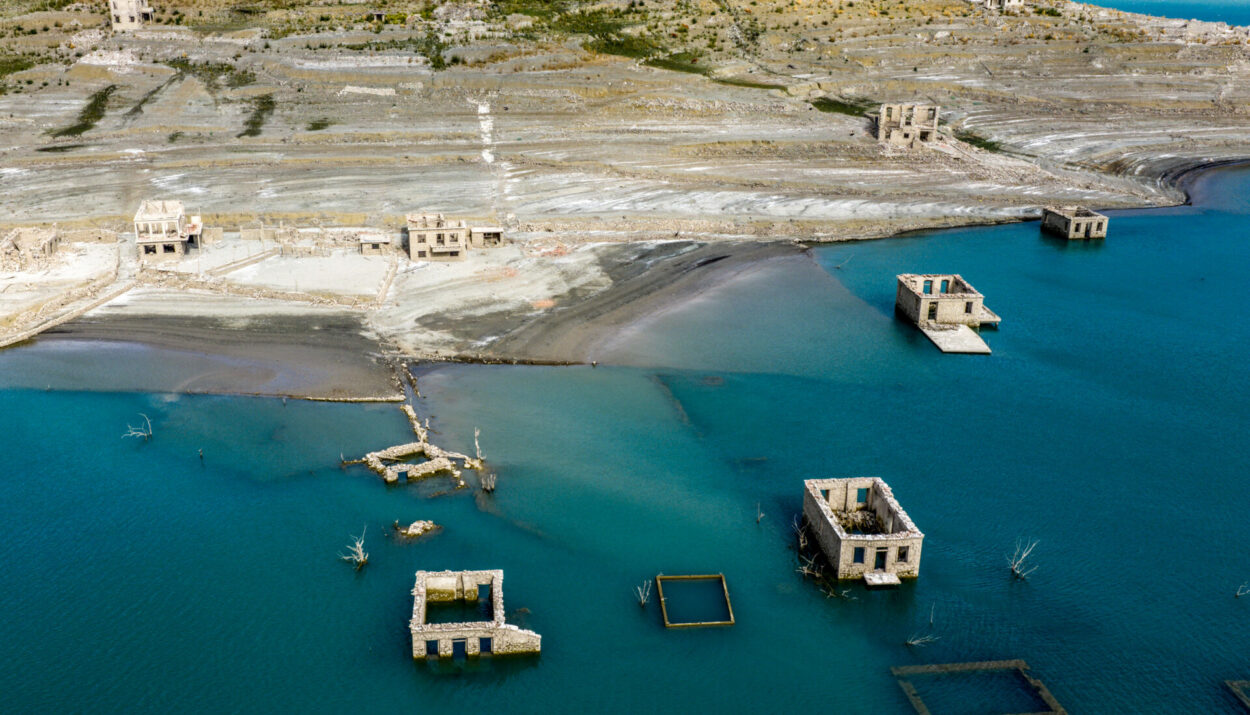 ΤΟ ΧΩΡΙΟ ΚΑΛΛΙΟ ΑΝΑΔΥΘΗΚΕ ΑΠΟ ΤΑ ΝΕΡΑ ΛΟΓΩ ΠΑΡΑΤΕΤΑΜΕΝΗΣ ΛΕΙΨΥΔΡΙΑΣ