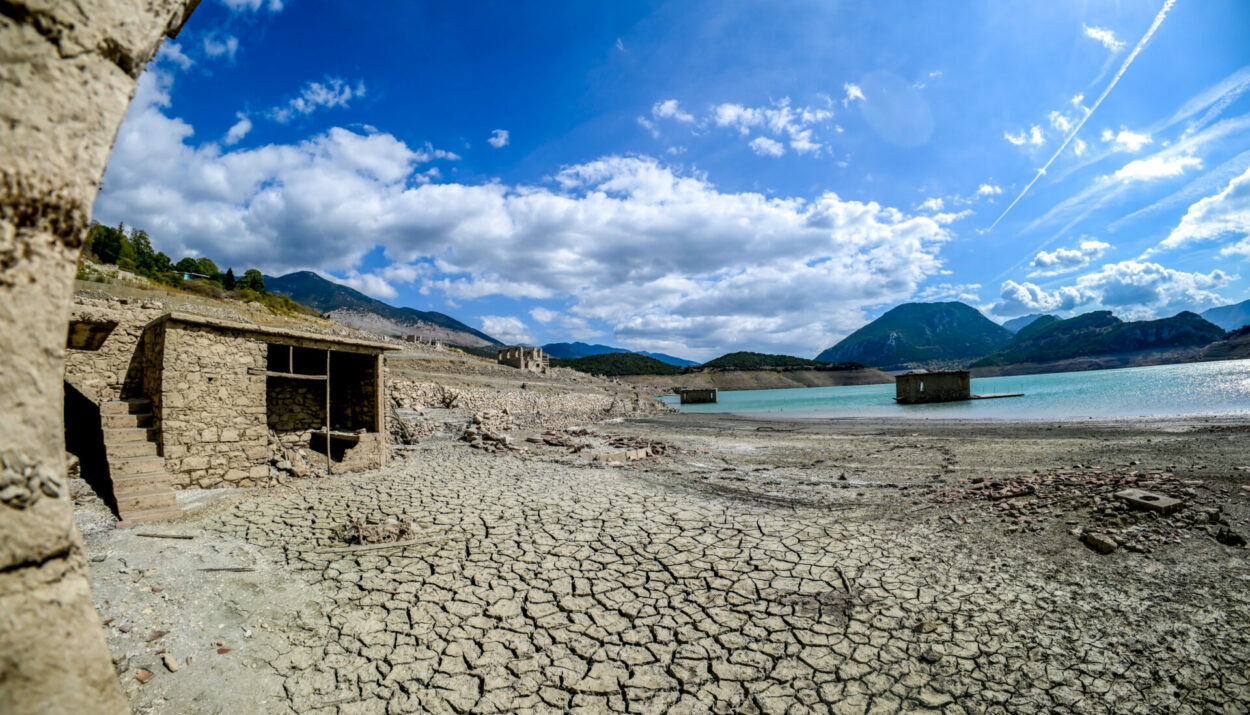 ΤΟ ΧΩΡΙΟ ΚΑΛΛΙΟ ΑΝΑΔΥΘΗΚΕ ΑΠΟ ΤΑ ΝΕΡΑ ΛΟΓΩ ΠΑΡΑΤΕΤΑΜΕΝΗΣ ΛΕΙΨΥΔΡΙΑΣ
