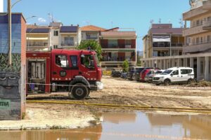 ΠΛΗΜΜΥΡΕΣ ΣΤΗ ΒΑΡΚΕΛΩΝΗ