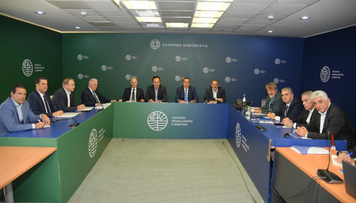 ΣΥΝΑΝΤΗΣΗ ΠΑΠΑΣΤΑΥΡΟΥ ΜΕ ΤΗΝ ΚΕΔΕ ΓΙΑ ΤΑ ΑΠΟΒΛΗΤΑ