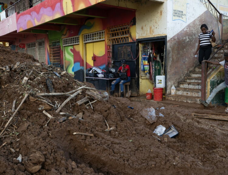 ΤΥΦΩΝΑΣ ΜΕΛΙΣΣΑ