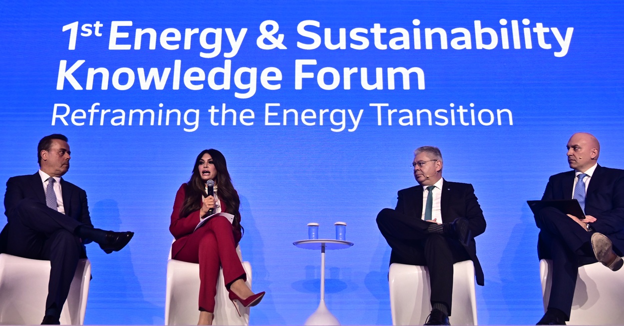 ΚΙΜΠΕΡΛΙ, ΠΑΠΑΣΤΑΥΡΟΥ, ΣΙΑΜΙΣΙΗΣ