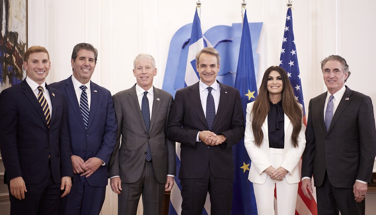 ΜΗΤΣΟΤΑΚΗΣ ΚΡΙΣ ΡΑΙΤ ΝΤΑΓΚ ΜΠΕΡΓΚΑΜ ΗΠΑ