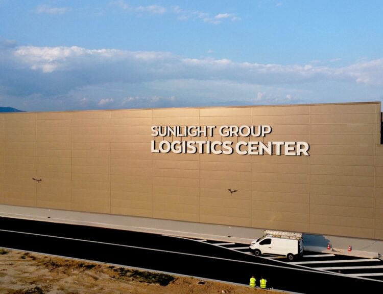 LOGISTIS, SUNLIGHT GROUP