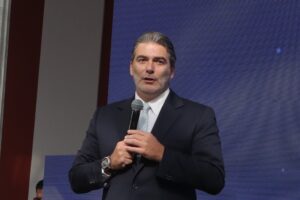 ΚΩΝΣΤΑΝΤΙΝΟΣ ΞΙΦΑΡΑΣ