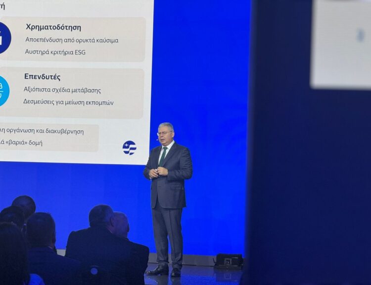 Ο ΑΝΔΡΕΑΣ ΣΙΑΜΙΣΙΗΣ, HELLENIQ ENERGY