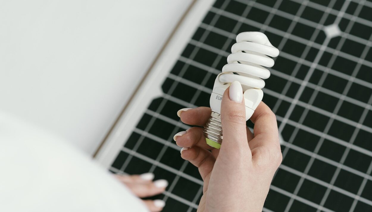 ΕΞΟΙΚΟΝΟΜΗΣΗ