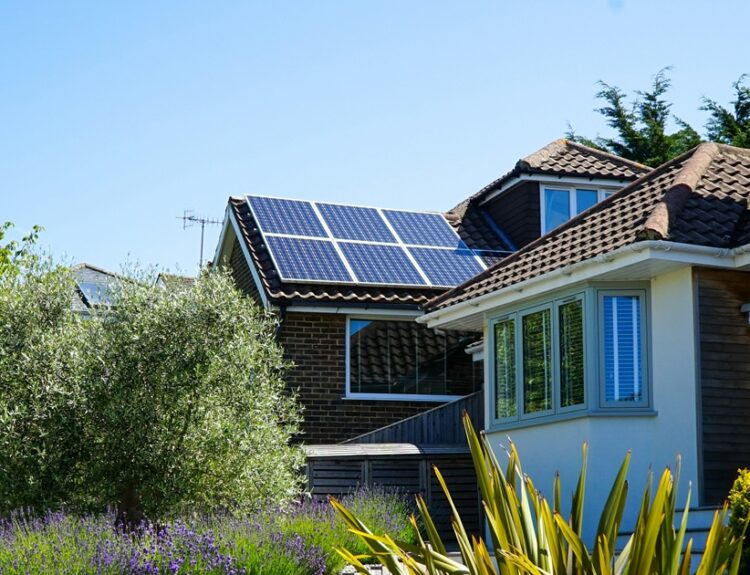 ΦΩΤΟΒΟΛΤΑΙΚΑ