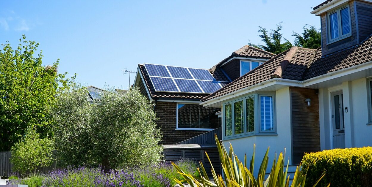 ΦΩΤΟΒΟΛΤΑΙΚΑ