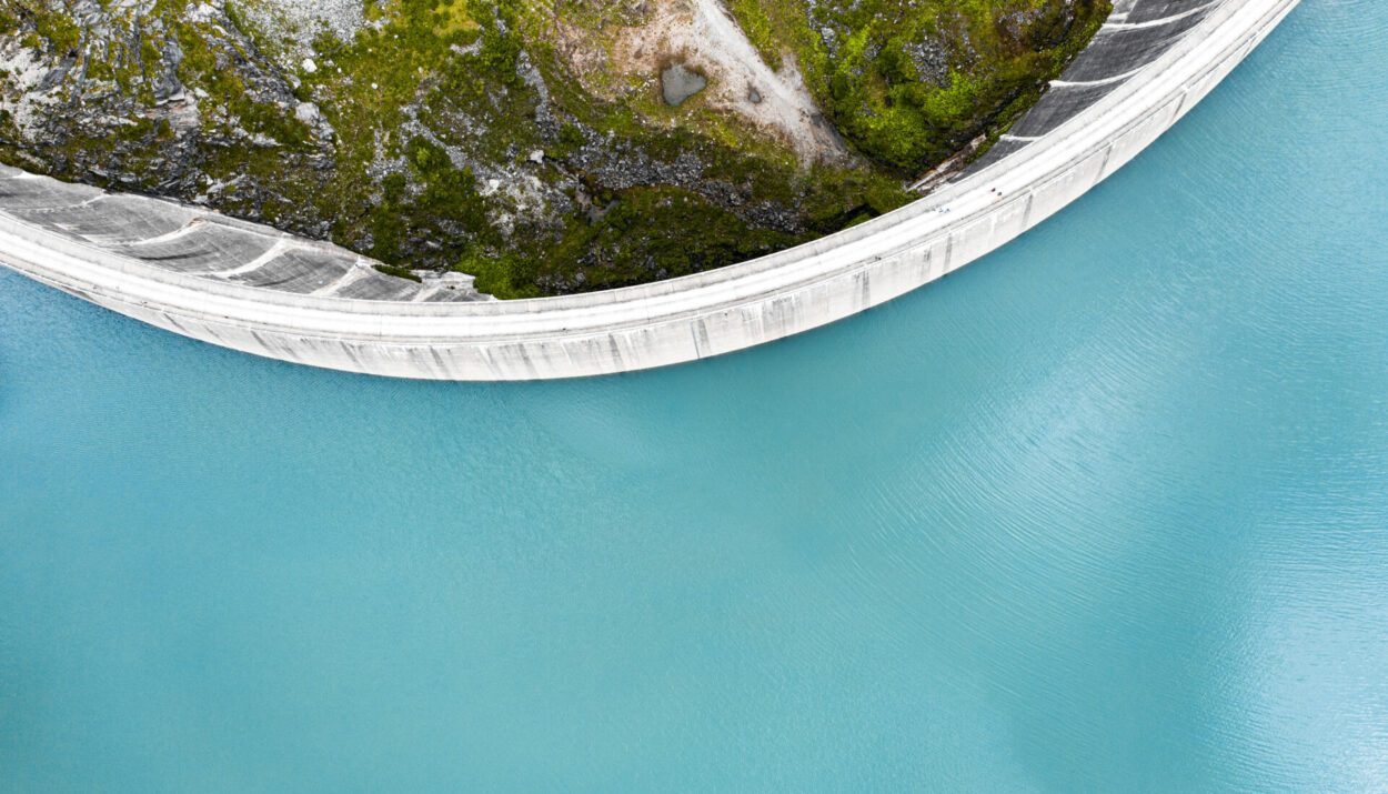 ΑΝΤΛΗΣΙΟΤΑΜΙΕΥΣΗ © freepic