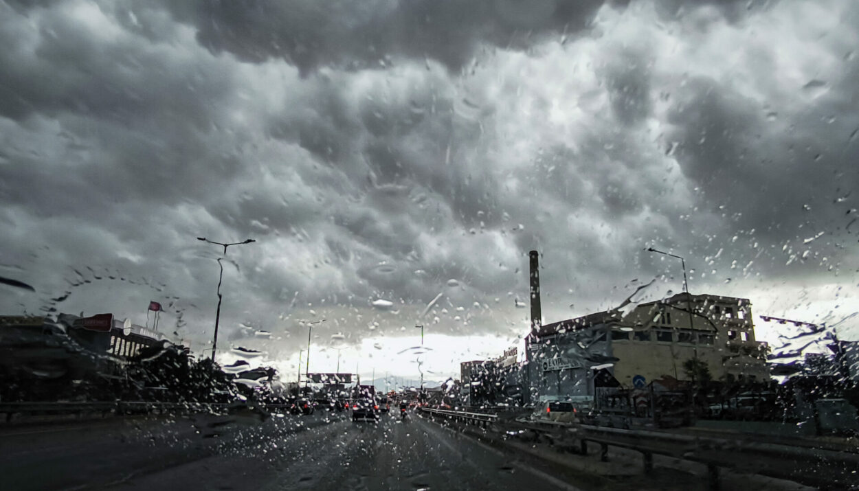 ΚΑΚΟΚΑΙΡΙΑ ΣΤΗΝ ΑΘΗΝΑ