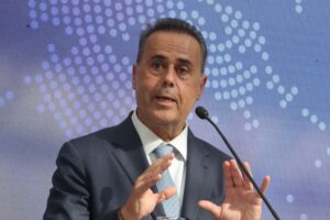 ΣΤΑΥΡΟΣ ΠΑΠΑΣΤΑΥΡΟΥ