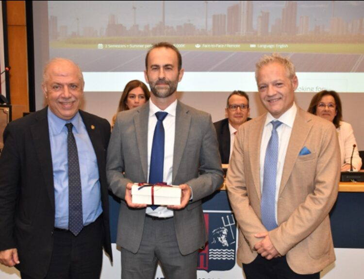 ΠΑΠΕΙ HELLENIC HYDROGEN ΥΔΡΟΓΟΝΟ