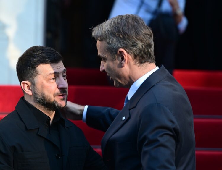 ΖΕΛΕΝΣΚΙ ΚΑΙ ΜΗΤΣΟΤΑΚΗΣ