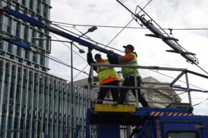 ΑΠΟΜΑΚΡΥΝΣΗ ΤΡΟΛΕΙ