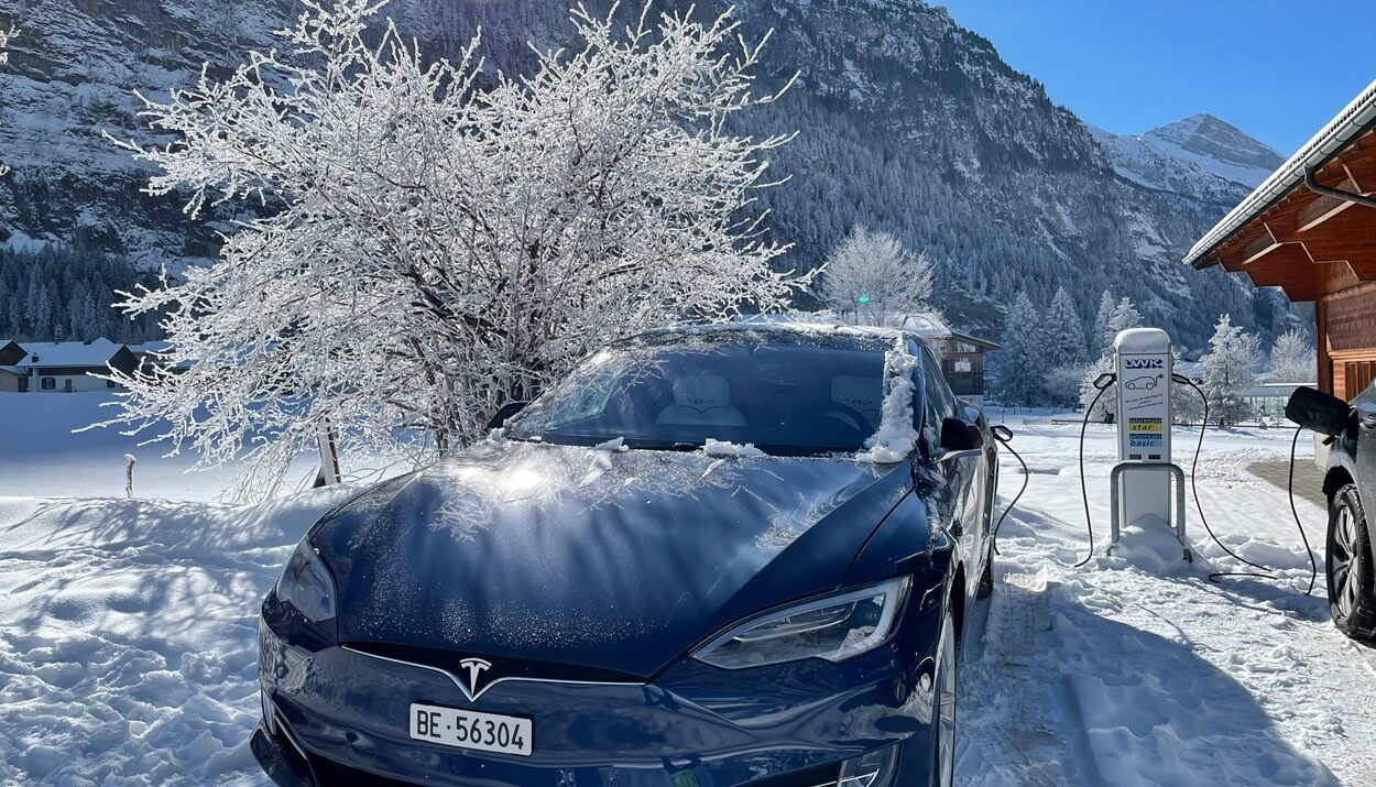 ΗΛΕΚΤΡΙΚΟ ΑΥΤΟΚΙΝΗΤΟ ΧΕΙΜΩΝΑΣ
