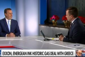 O Σταύρος Παπασταύρου σε συνέντευξη που παραχώρησε στον τηλεοπτικό σταθμό Fox News και τον δημοσιογράφο Mike Emanuel ©ΔΤ