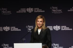 ΜΕΛΙΝΑ ΤΡΑΥΛΟΥ