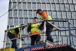 ΑΠΟΜΑΚΡΥΝΣΗ ΤΡΟΛΕΙ