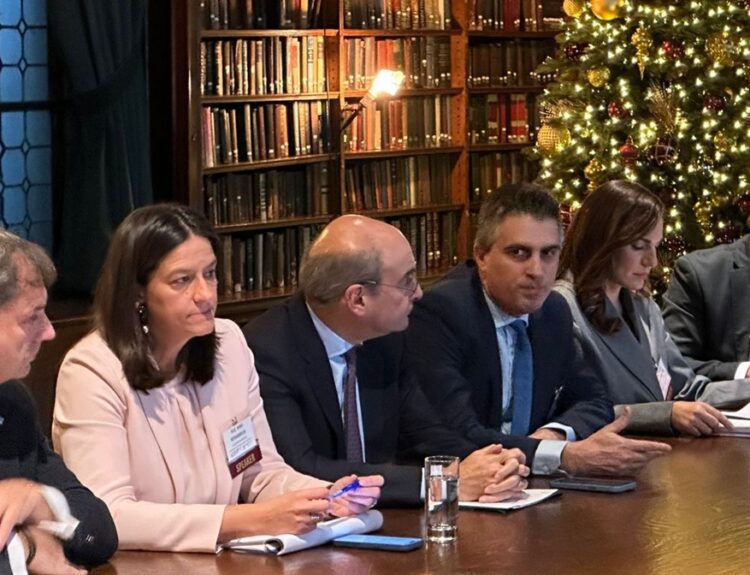 ΥΠΟΥΡΓΕΙΟ ΥΠΟΔΟΜΩΝ ΚΑΙ ΜΕΤΑΦΟΡΩΝ