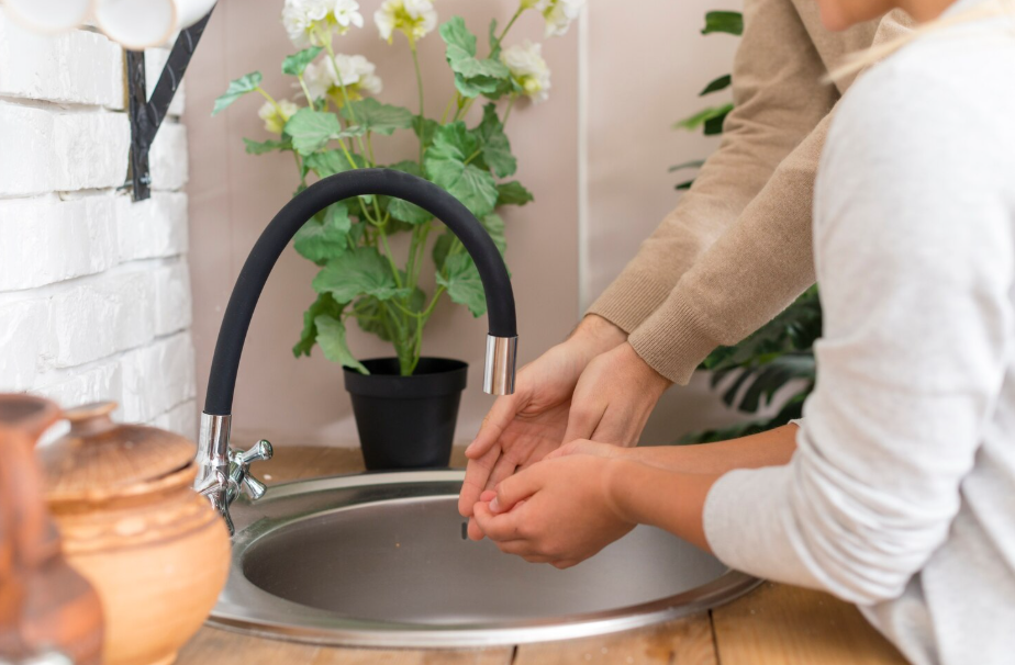 ΔΙΑΚΟΠΕΣ ΝΕΡΟΥ