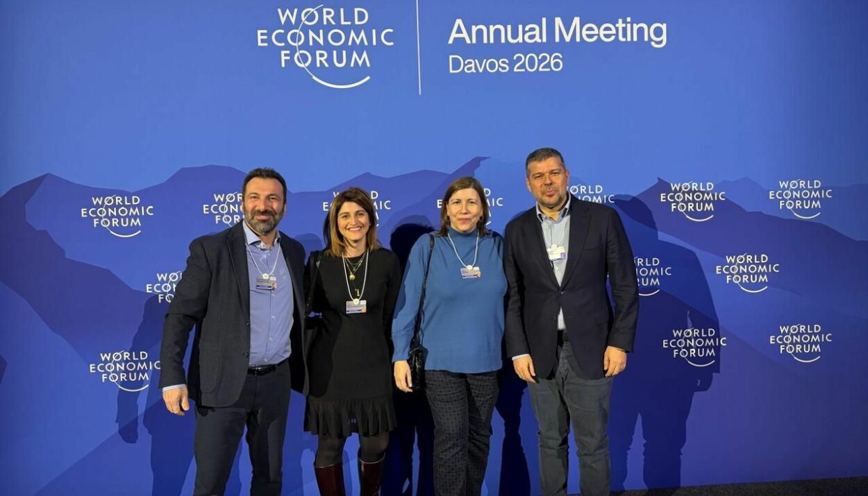 Η ΟΜΑΔΑ ΤΗΣ ΔΕΗ ΑΠΟ ΤΟ ΝΤΑΒΟΣ