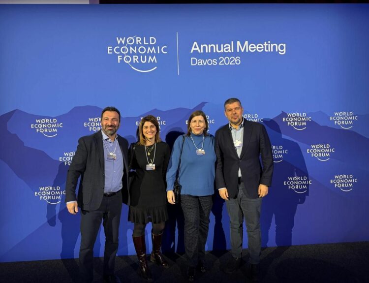 Η ΟΜΑΔΑ ΤΗΣ ΔΕΗ ΑΠΟ ΤΟ ΝΤΑΒΟΣ