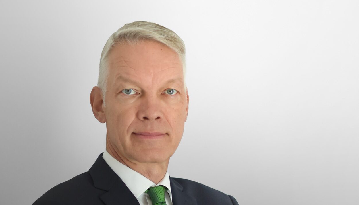 Ο Roland W. Schacht νέος Business Unit Director της Διεύθυνσης Επαγγελματικών Οχημάτων και Μηχανημάτων του Ομίλου Επιχειρήσεων Σαρακάκη © ΔΤ