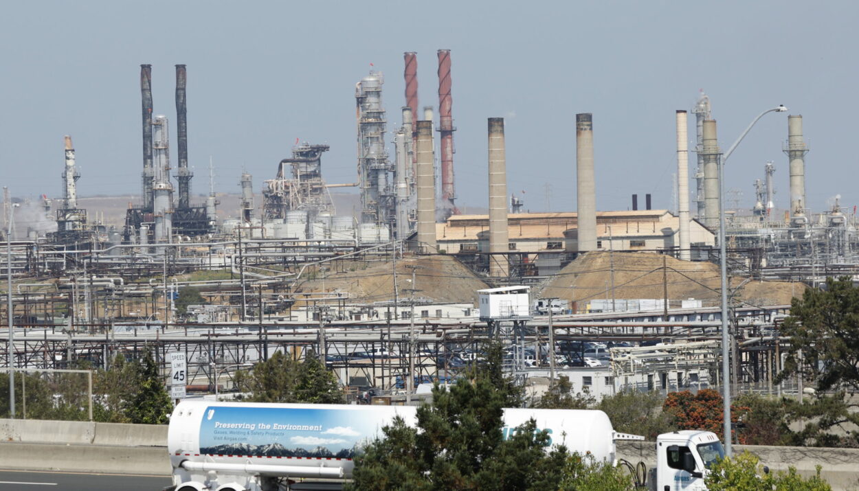 ΔΙΥΛΙΣΤΗΡΙΟ ΤΗΣ CHEVRON