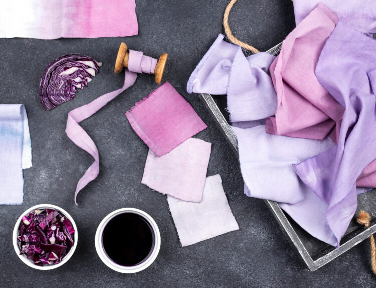 Η διαχείριση των κλωστοϋφαντουργικών προϊόντων μπαίνει σε νέο θεσμικό πλαίσιο το 2026 © freepik