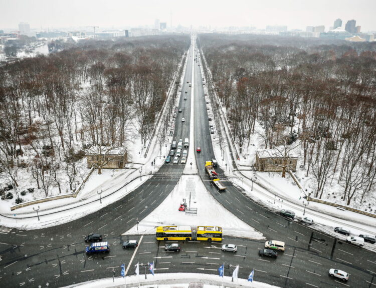ΧΙΟΝΙΑ ΣΤΗ ΓΕΡΜΑΝΙΑ